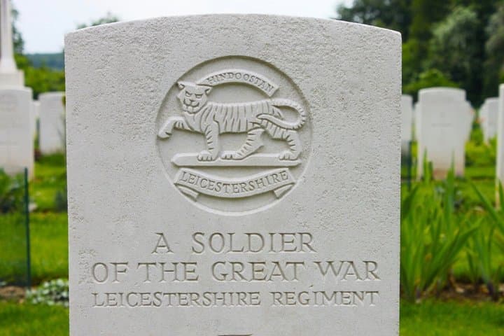 WW1 Somme Battlefields and Amiens Private Day Trip from Paris