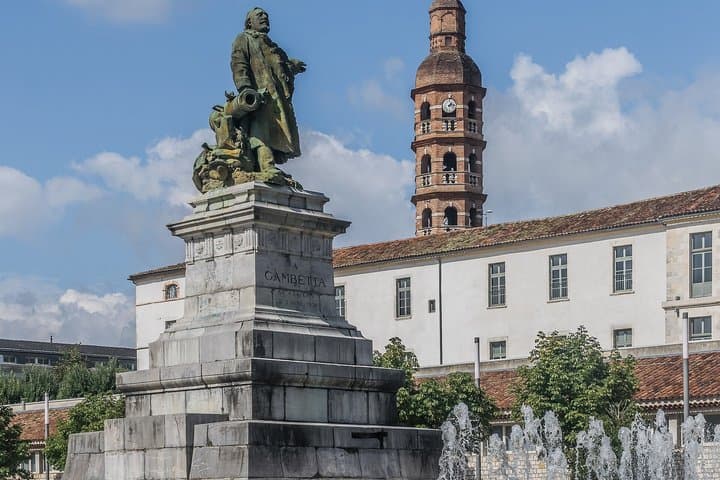 From Toulouse: Hidden Medieval France & Lot Valley Day Trip