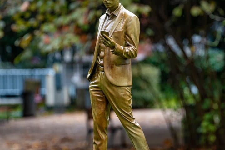 Tours Belle Epoque and Balzac Walking Tour