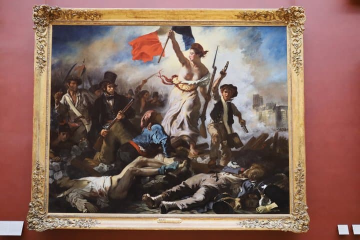 Louvre Museum with Mona Lisa and Masterpieces Private Tour