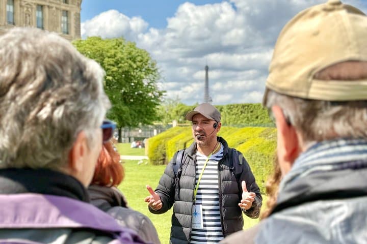 Free Tour of the Historic Center of Paris in Spanish