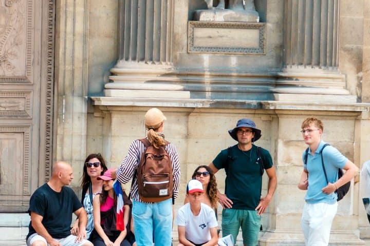 Free Tour of the Historic Center of Paris in Spanish