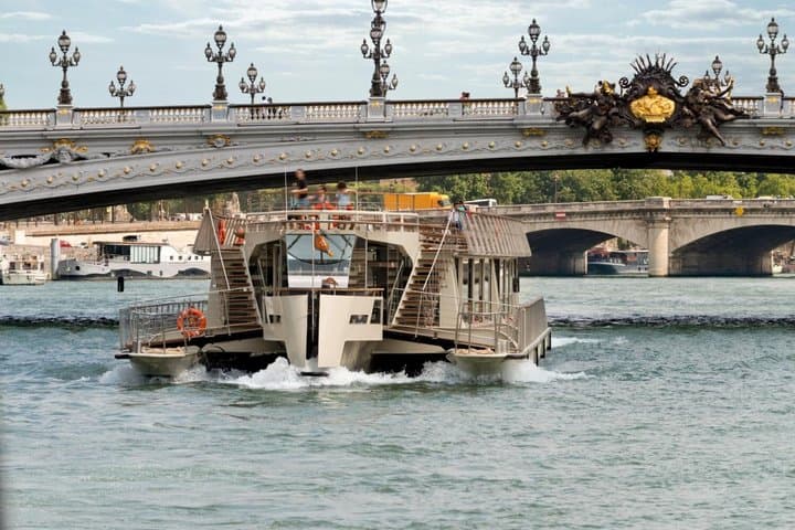 Paris Combo Arc de Triomphe Entry Ticket with Seine River Cruise