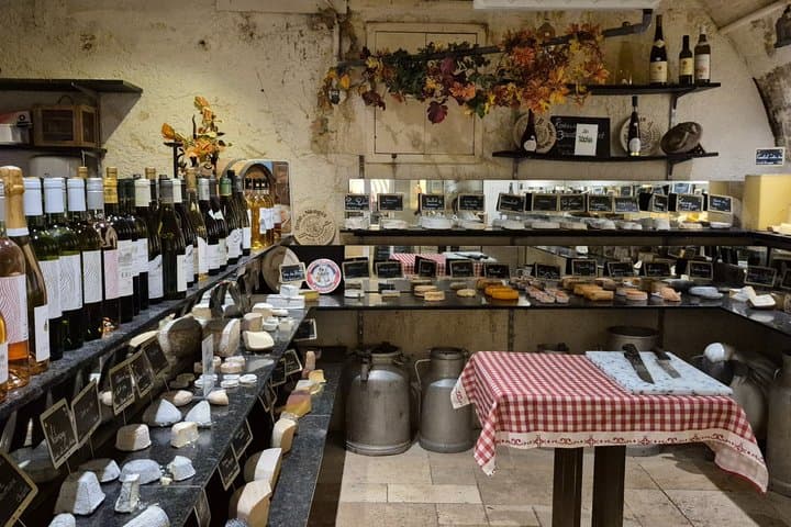 Unlimited Cheese and 3 Glasses of Wine in Bordeaux