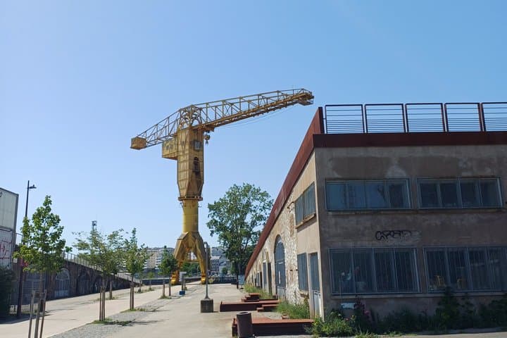 Guided Tour of the Island of Nantes Urbanism and Contemporary Art