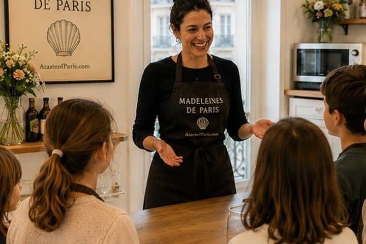 Madeleine Baking Class for Families and Kids in Central Paris