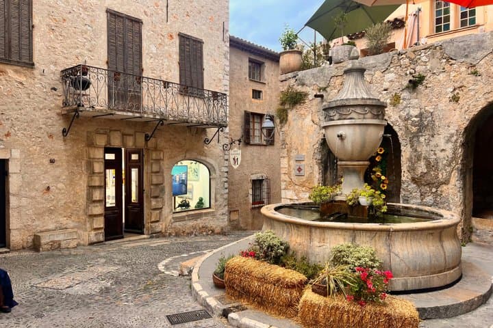 Private Tour of Saint Paul de Vence with Pierre