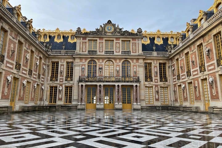 Exclusive private guided tour of the Palace of Versailles 6pers max
