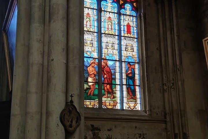 Tours: Private Walking Tour on Saint Martin and the Middle Ages