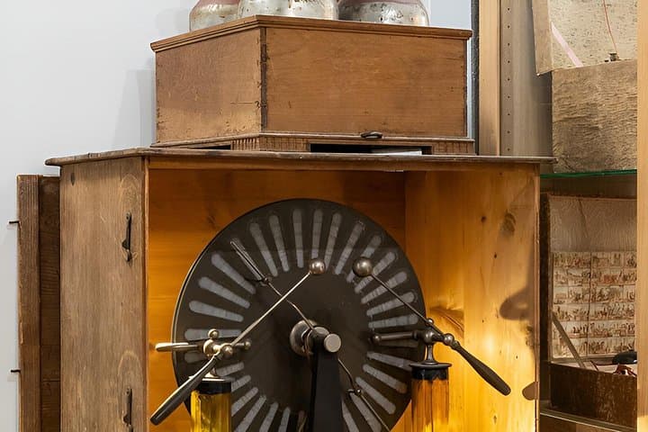 Guided tour of the Radiology Museum