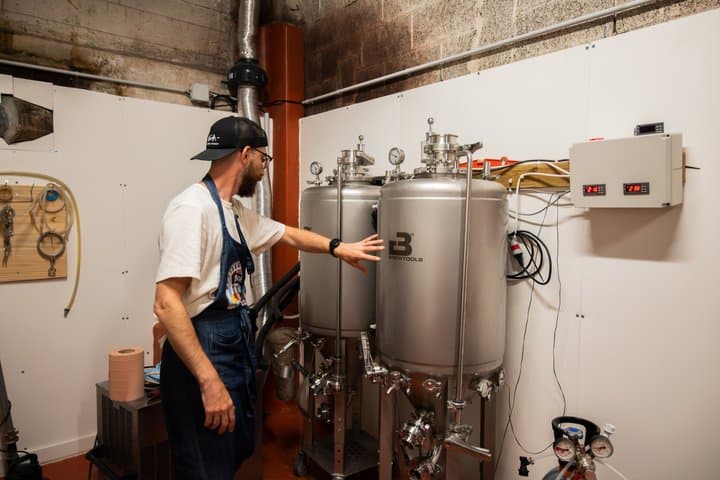 Visit and tasting in a microbrewery in Nice