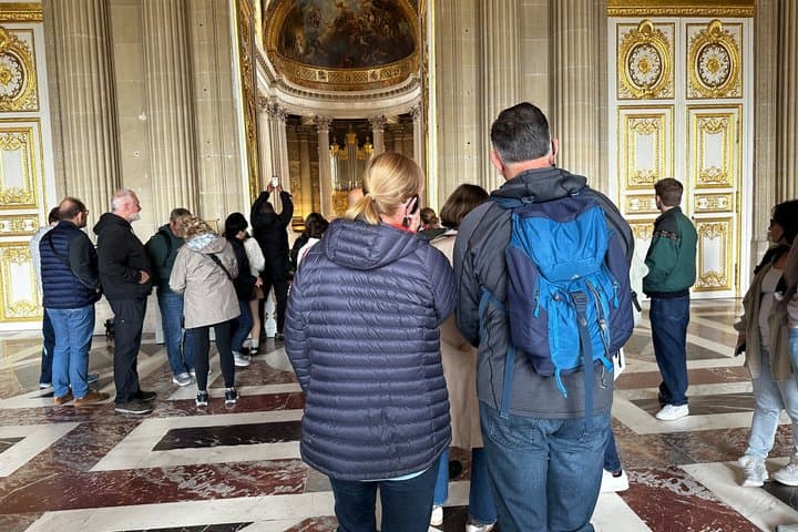 Versailles Small Group Guided Tour by Minibus from Paris