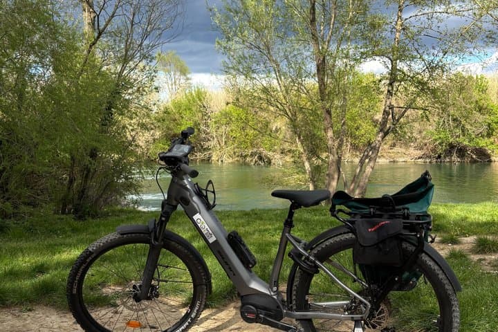 Electric bike rental in Sommières VAE type VTC And MTB