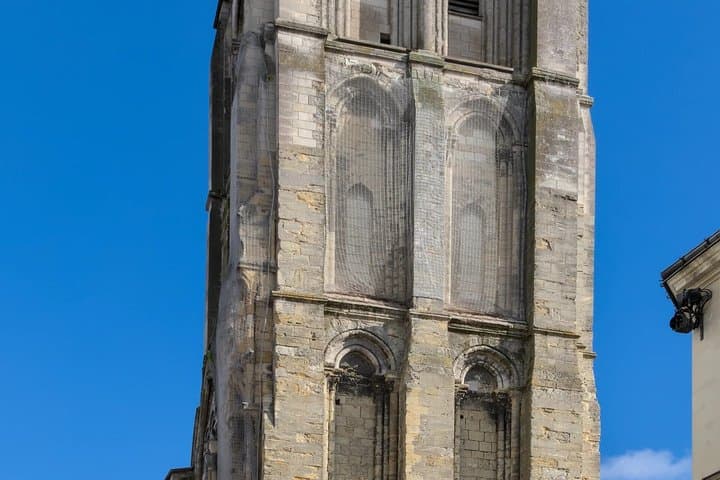 Essential Self Guided Walking Tour with Audio Guide and Quiz