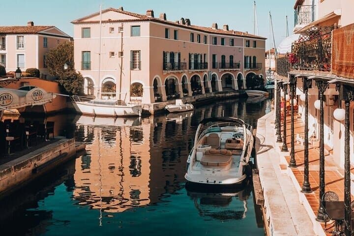 Discover Private Saint Tropez and Port Grimaud Tour