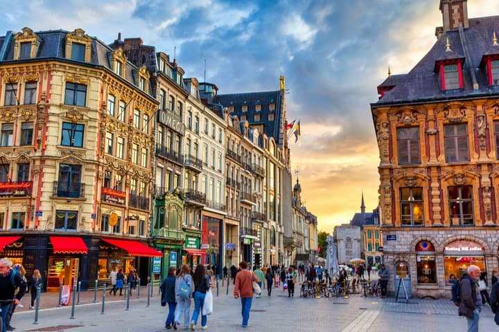 Lille Self-Guided City Walking Tour & Scavenger Hunt