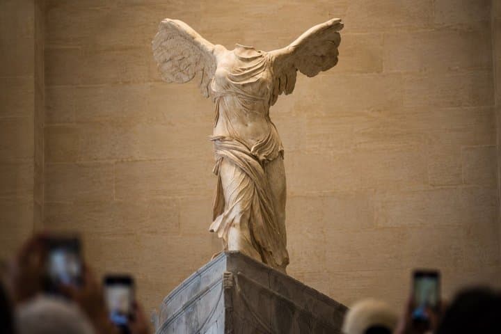 Louvre Semi Private Tour with Optional Crêpe Workshop
