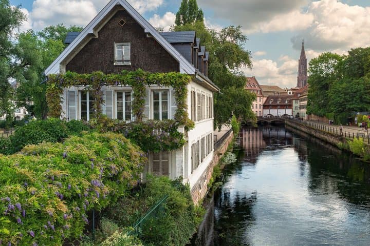 Strasbourg Self-Guided City Walking Tour & Scavenger Hunt