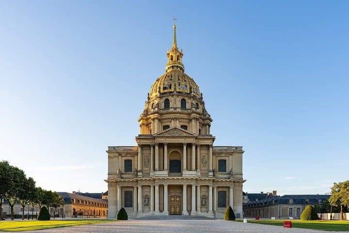 Paris Invalides and Napoleon Tomb Private Skip the Line Tour
