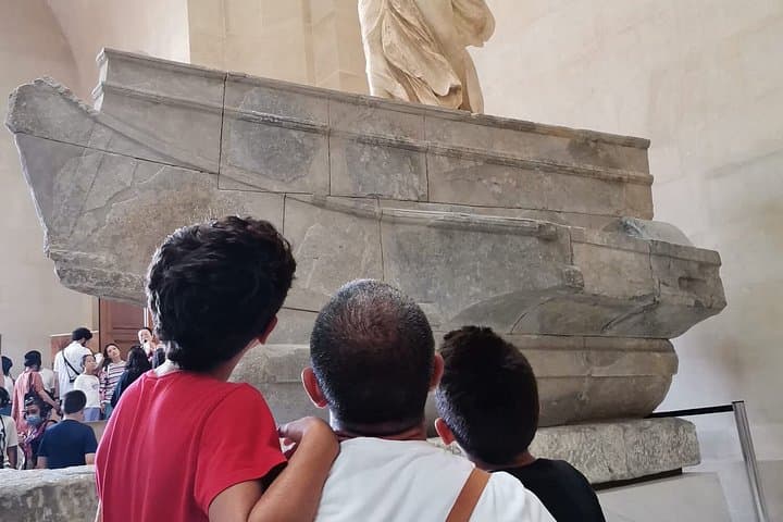 Skip the Line Guided Tour of Louvre Highlights