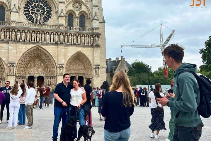 Shared Paris Conciergerie to Petit Palais Walk