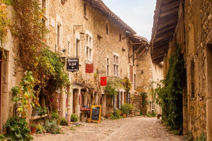Lyon Medieval Village of Pérouges Day Trip