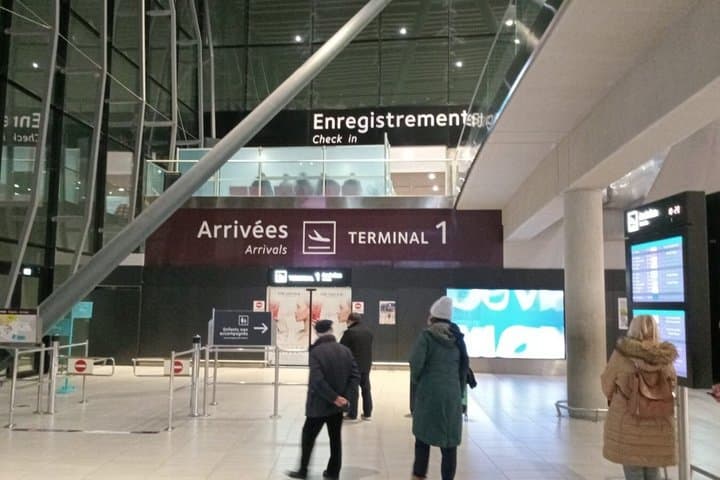 Reliable transfer from CDG/ORY to Disneyland/Paris/Versailles