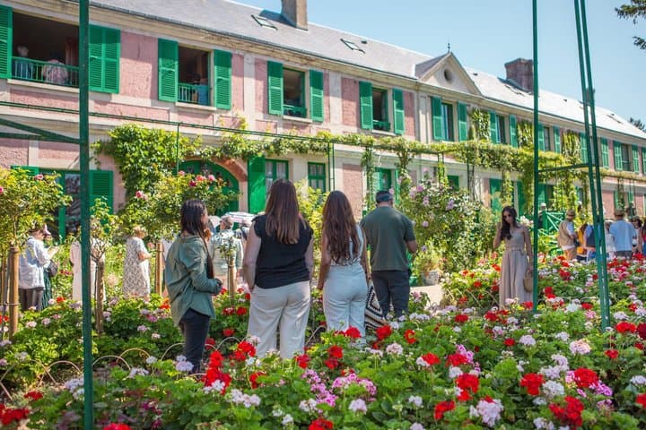 Giverny Day with Monet Foundation Audio Guided Tour from Paris