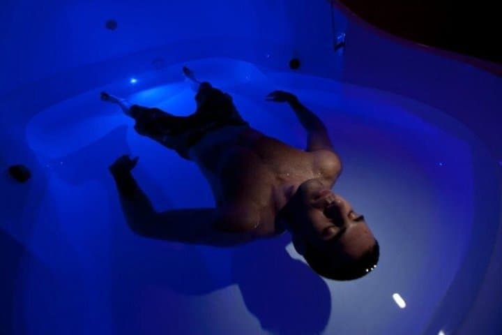 1 hour floating in a Touraine sensory isolation cocoon