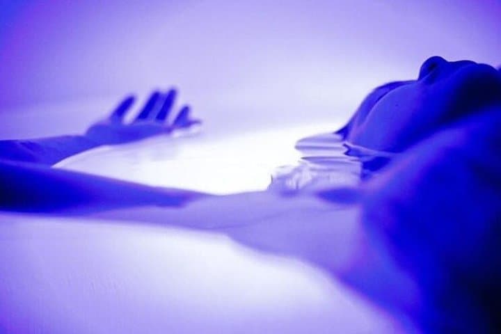1 hour floating in a Touraine sensory isolation cocoon
