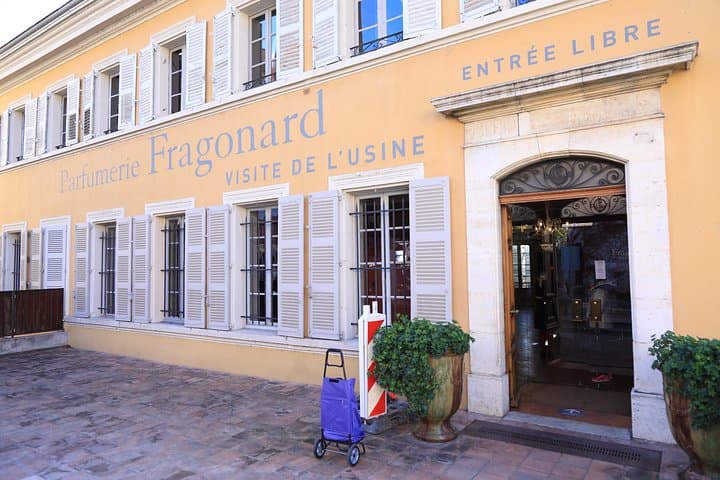Scents, Secrets & the Riviera: Nice to Grasse Perfume Experience