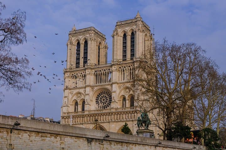 Paris: 30+ Sights, Opéra Garnier & Champagne Tasting