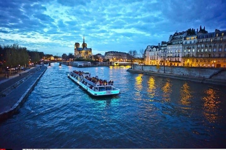 Paris Catacombs Ticket with Optional Seine River 1-hour cruise