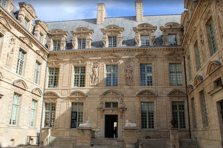 Paris Le Marais Guided Walking Tour