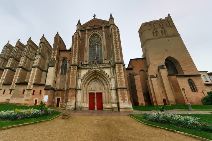 Toulouse UNESCO Heritage Self-Guided Walking Tour with an App