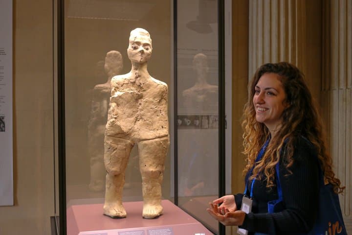 Louvre Exclusive Tour – Private Guide & Hotel Pickup in Paris