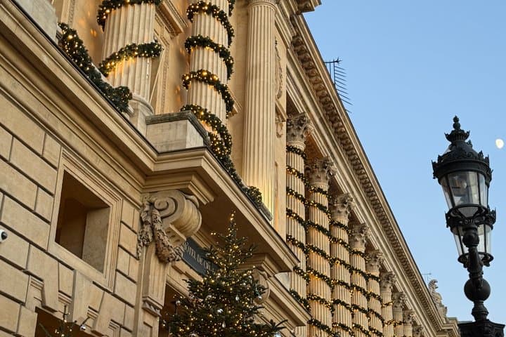 Paris Christmas Walking Tour