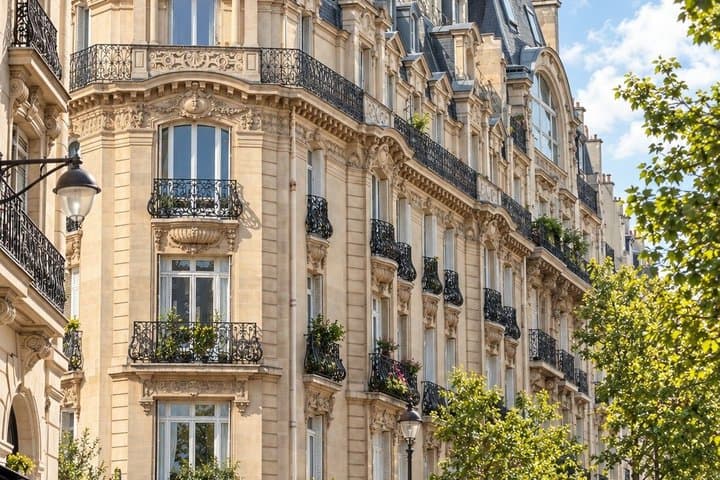 Podcast Tour Paris: The Emily Edit - A Parisian Daydream