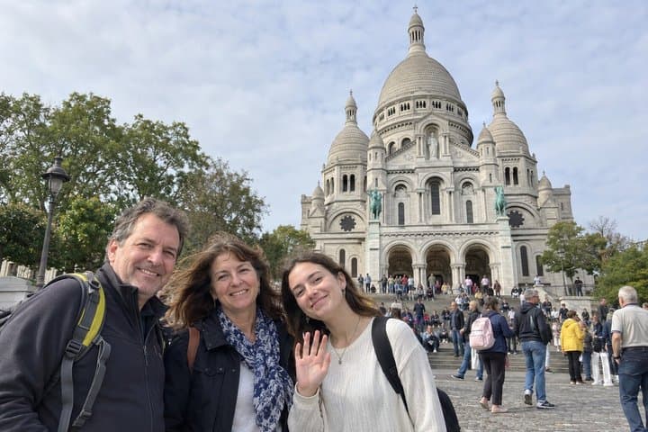 3 Sides of Paris in 6 Hours Private Tour with Coffee and Pastry