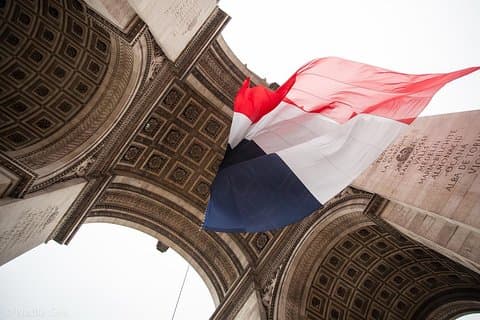 Champs Elys�es 2-Hour Private Walking Tour