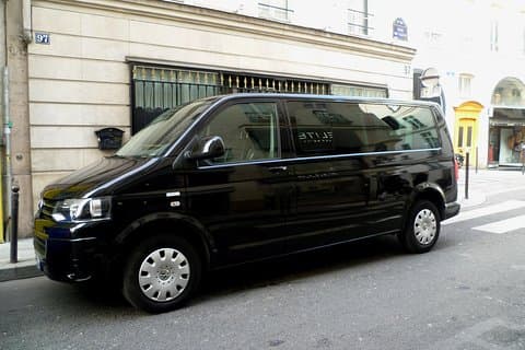 Paris City Tour with Portuguese speaking driver guide