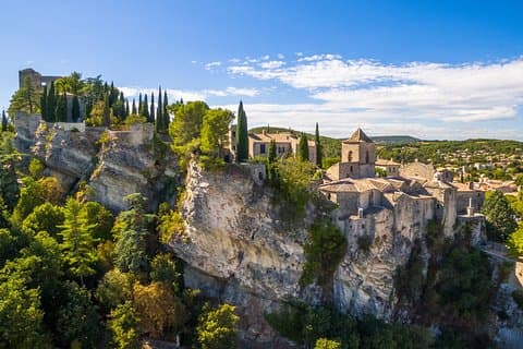 Transfer Vaison la Romaine and surroundings to Avignon