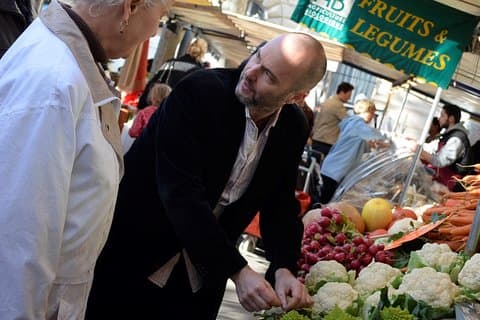 Discover Parisian markets and how to "read" them