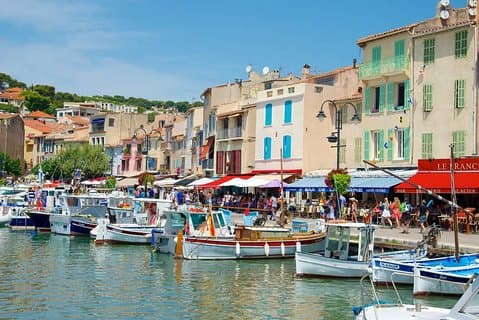 Aix en Provence & Cassis Private Tour with Official Tour Guide !