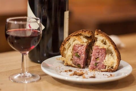 Lyon Old Town Private Food Tour with 5 French Delicacies & Wines