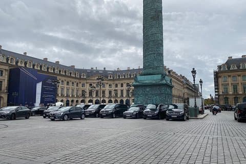 Paris Airport Transfer-Mini Van Round Trip