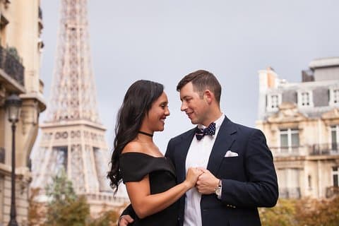 A beautiful 2 hours anniversary photoshoot ending around the Eiffel tower best secret spot. Late afternoon and early morning are perfect for this spot.