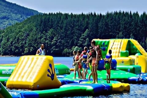 Entrance ticket Aquapark Lac du Laouzas in Nages