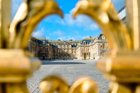 PRIVATE TRIP to Versailles Palace & Gardens - Half Day from Paris