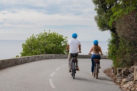 Prenez de la hauteur avec l'expérience du vélo électrique Pedego